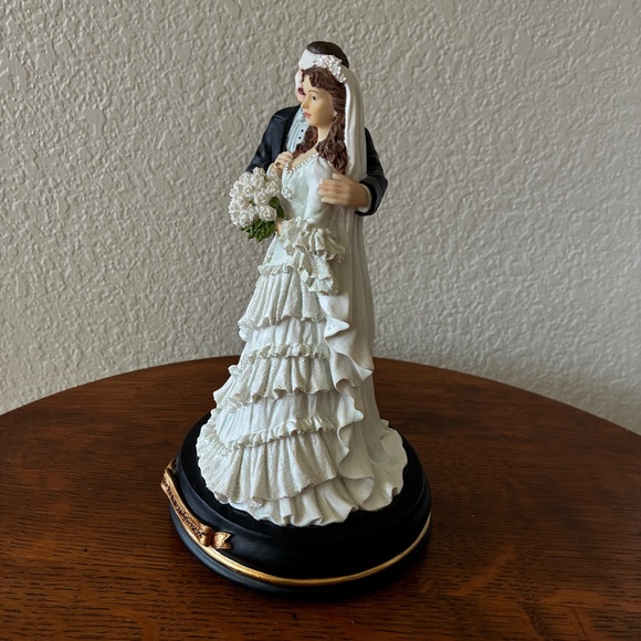 RARE Vintage Phantom of the Opera Wedding Music Box 1986 - Picture 2 of 7